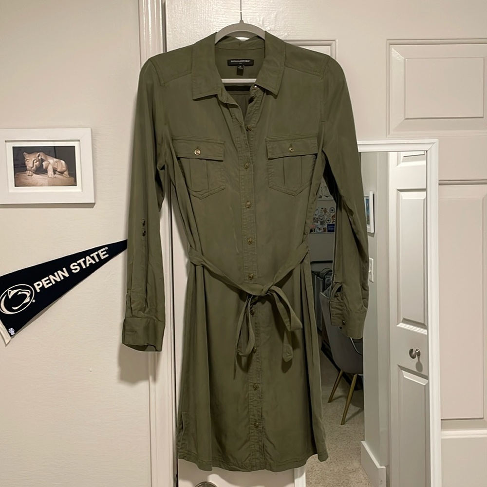 Green quarter sleeve dress: Size 6